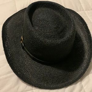 W & M black hats